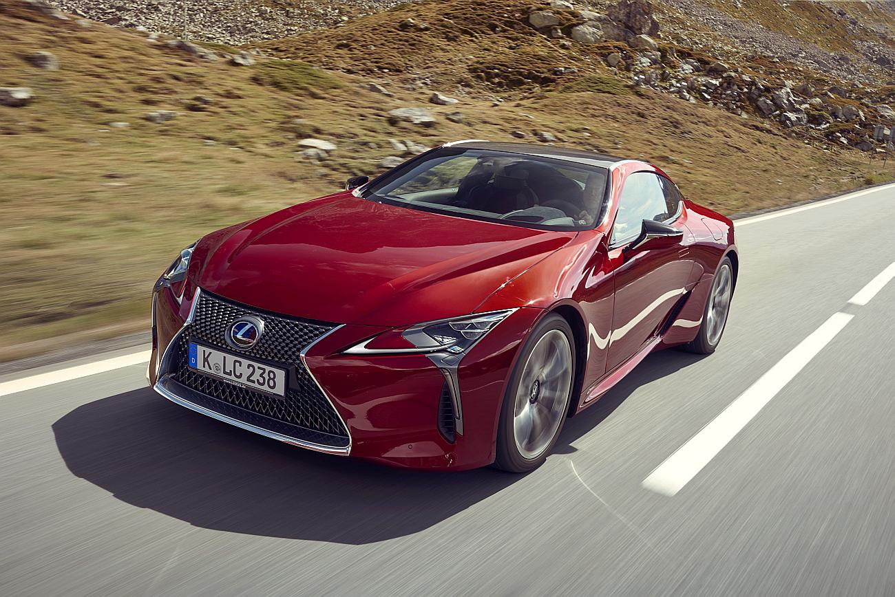 lexus-lc500-dynamic-004