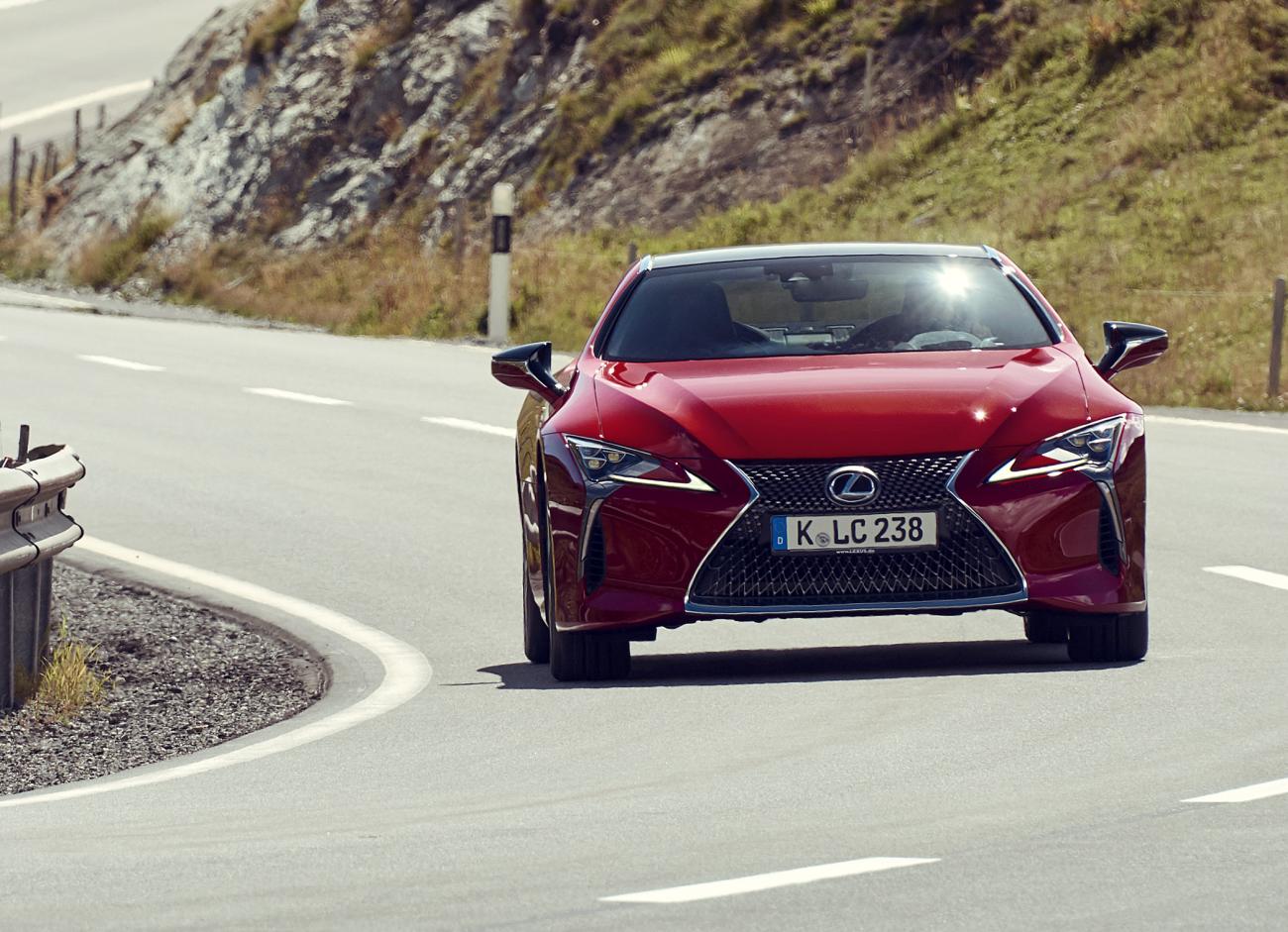 lexus-lc500-dynamic-013