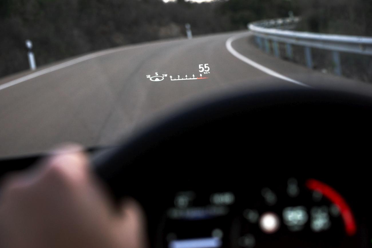 lexus-lc500h-detail-013