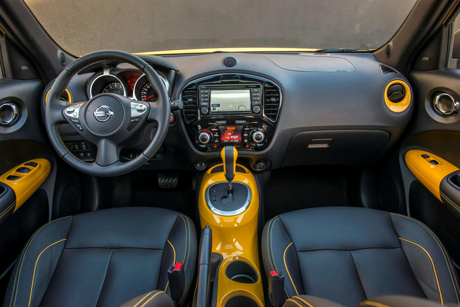 119655_New Juke X-Tronic Interior