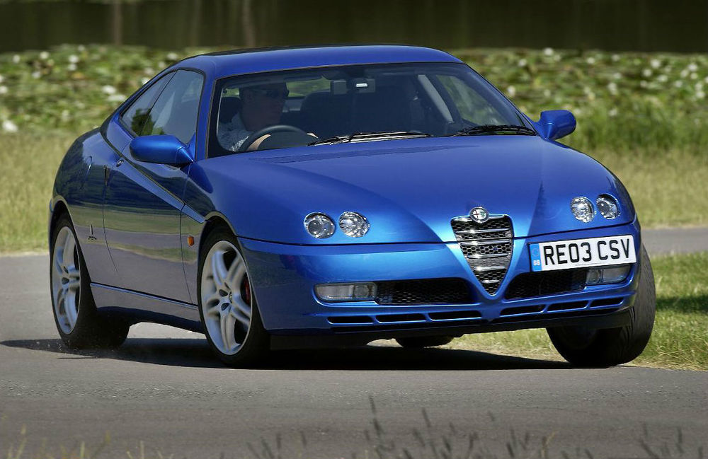2 Alfa-Romeo-GTV