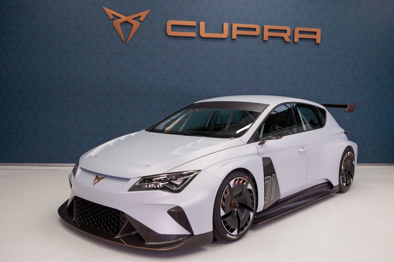 CUPRA_Story_eRacer_003_HQ