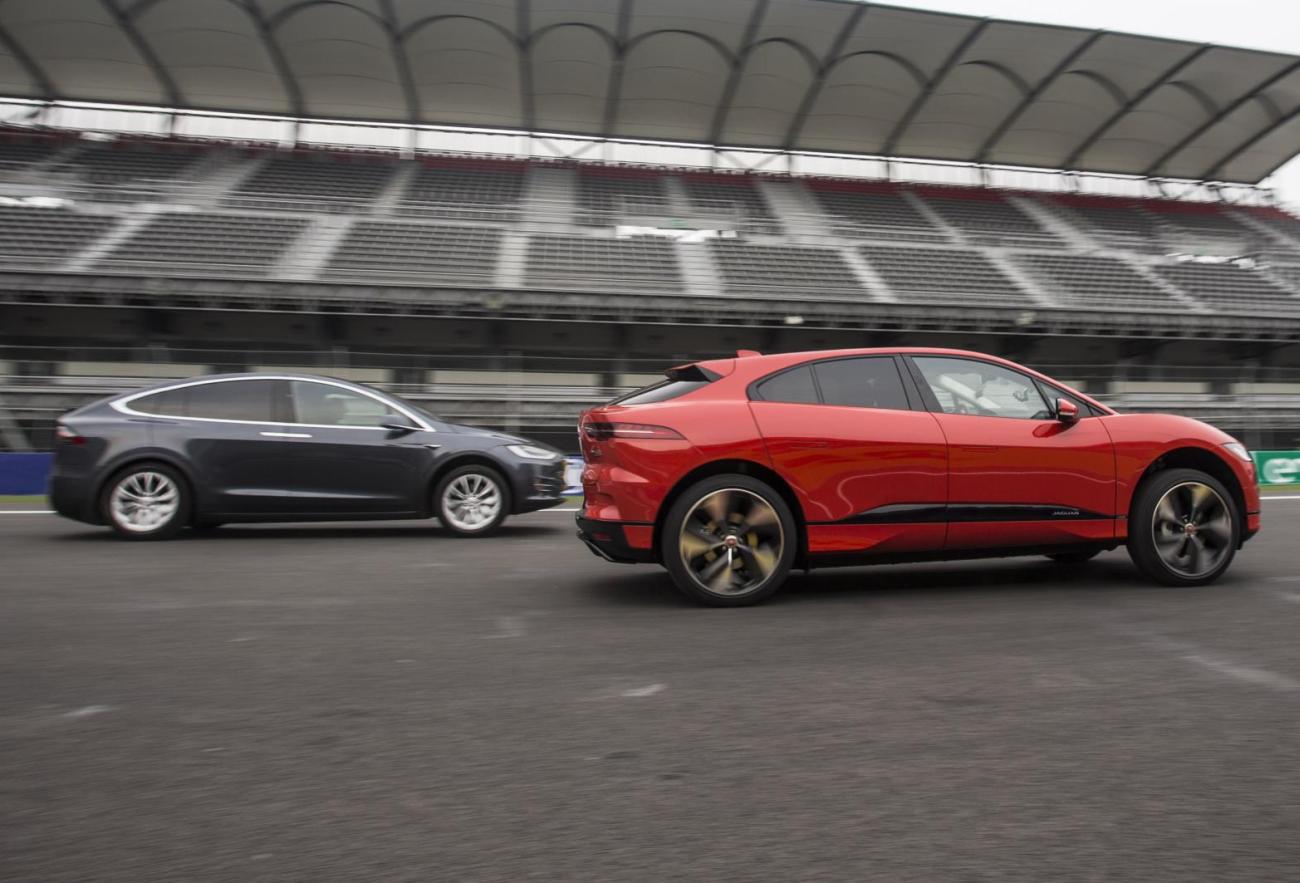 Jaguar I-PACE and Tesla Model X challenge – Autodromo Hermanos Rodriguez 5