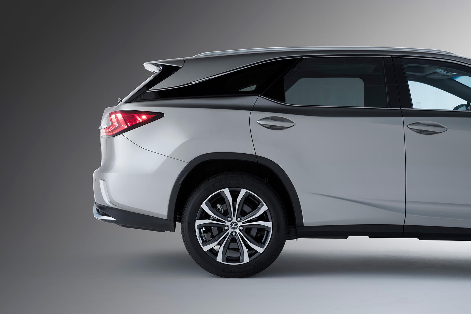 Lexus RX L 2018 (6)