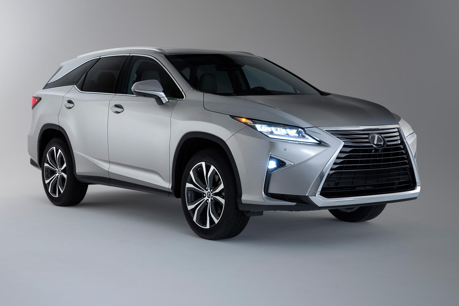 Lexus RX L 2018 (8)