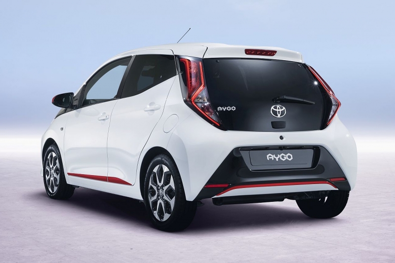 Toyota aygo (2)