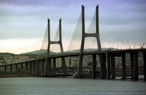 Ponte Vasco da Gama. Foto Paulo Carrio