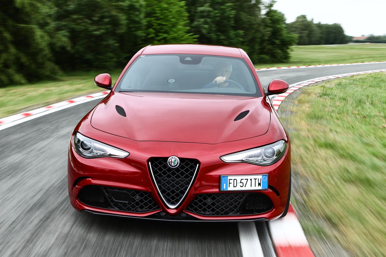 160512_Alfa-Romeo_Giulia-Quadrifoglio_01