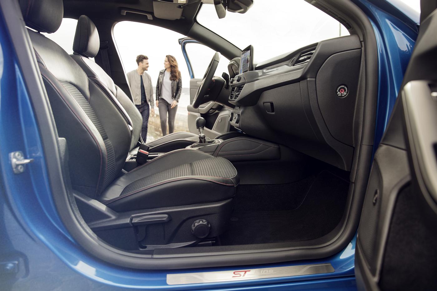 FORD 2018 FOCUS ST-LINE