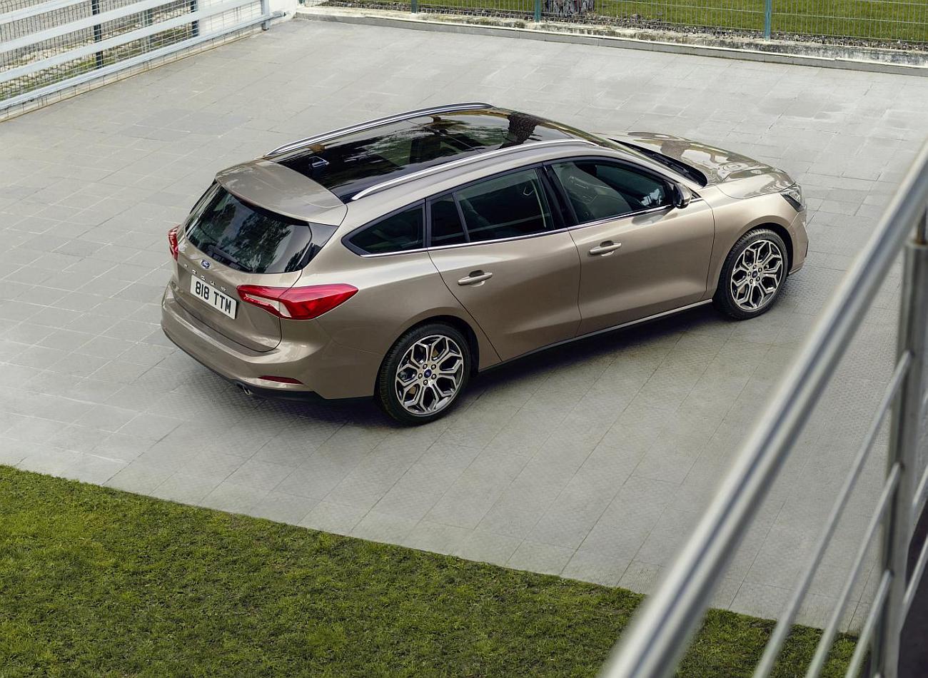 FORD 2018 FOCUS TITANIUM