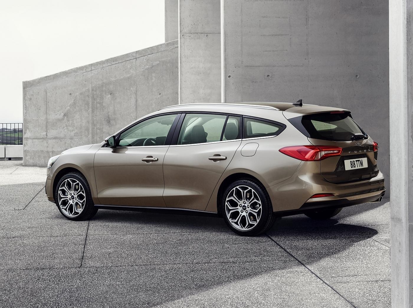 FORD 2018 FOCUS TITANIUM