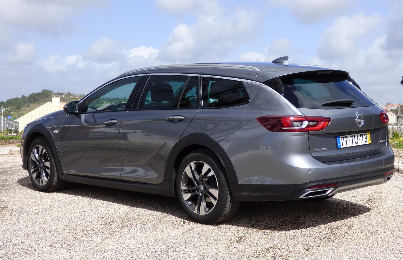 Opel Insignia CT PJ (15)
