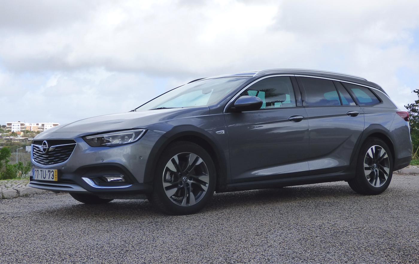 Opel Insignia CT PJ (2)