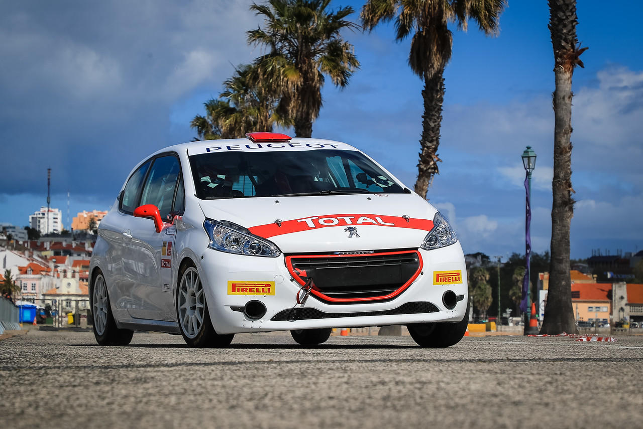 Peugeot 208 R2 (12)