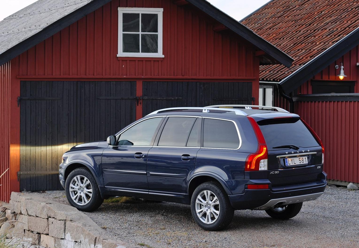 Volvo-XC90-2011-1600-2c