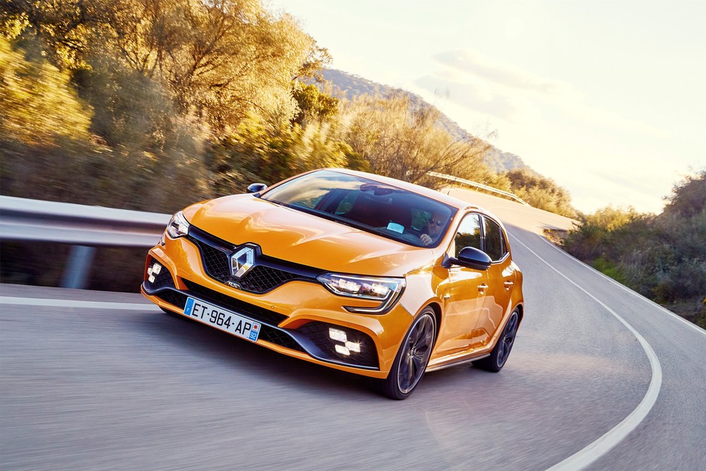 21202862_2018_New_Renault_MEGANE_R_S_Sport_chassis