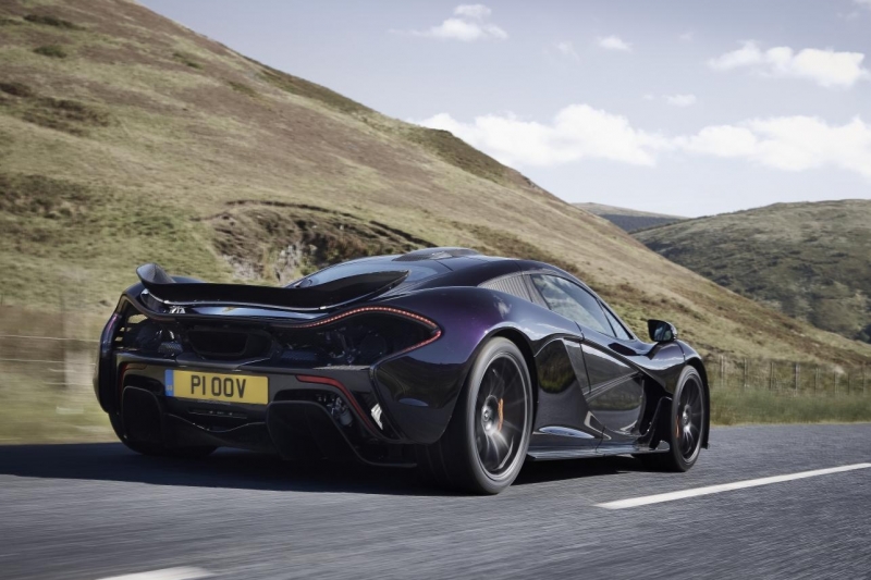 8192-McLaren+P1+5th+Anniversary_224