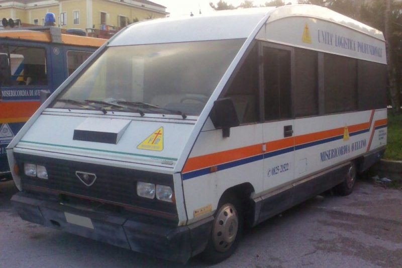 Alfa_Romeo_AR8_Ambulance