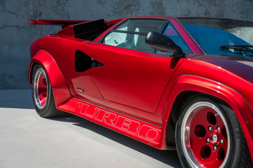 Lamborghini-Countach-Turbo-LP400-S-Low-Body-4-of-14