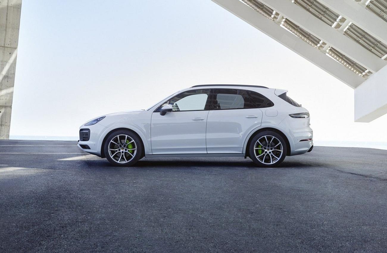 Porsche-Cayenne-E-Hybrid-3