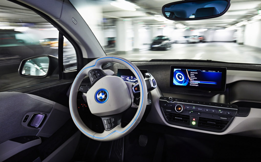 bmw-fully-automated-parking-07-1068×663