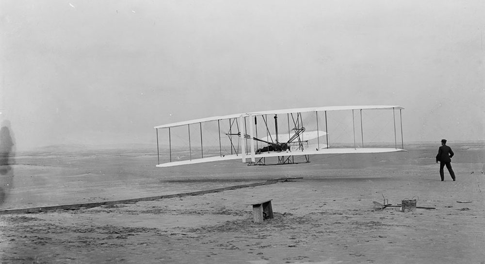 wright-brothers-1386238_1280