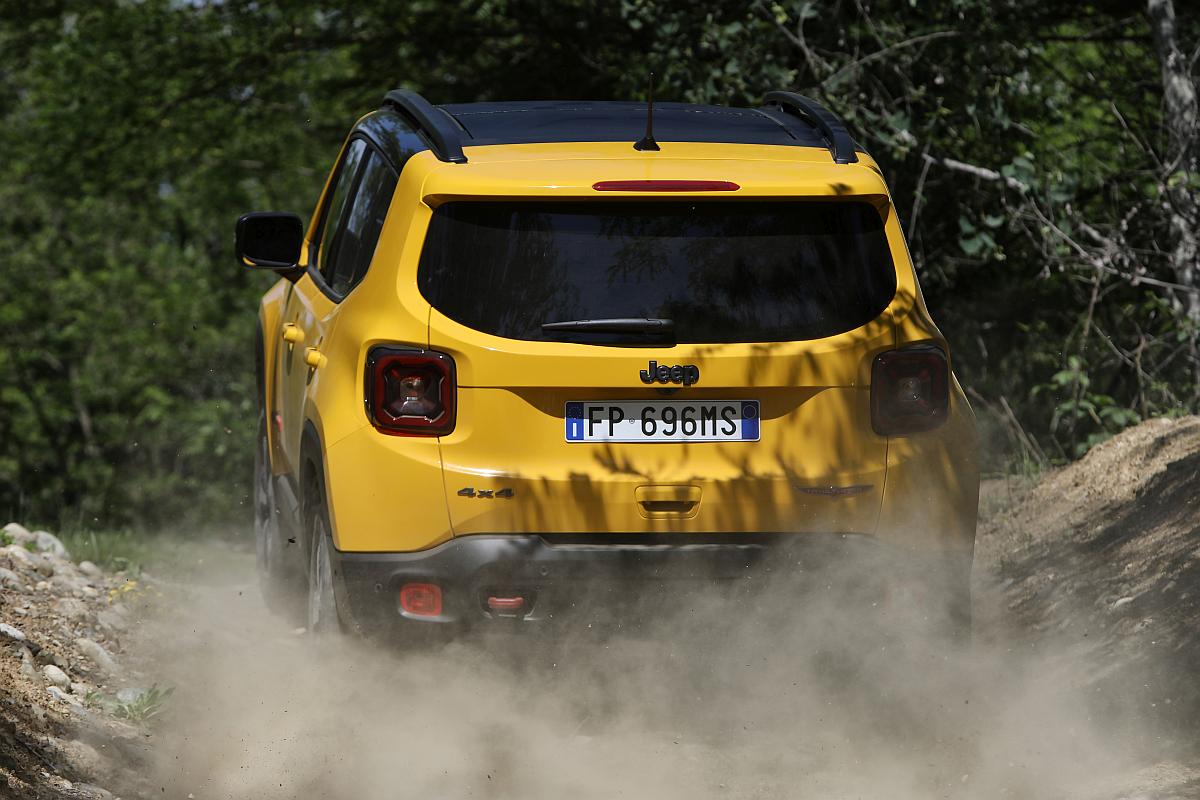 180620_Jeep_New-Renegade-MY19-Trailhawk_07
