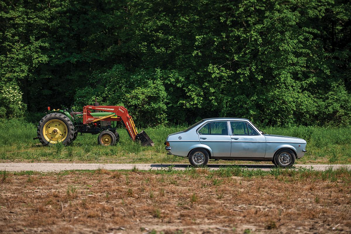 1976-Ford-Escort-1100-GL-Sedan_4