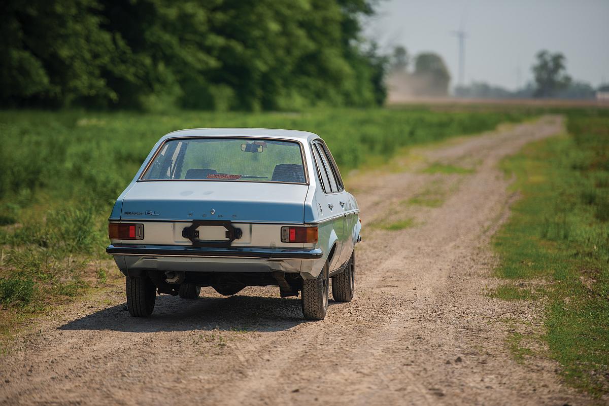 1976-Ford-Escort-1100-GL-Sedan_6