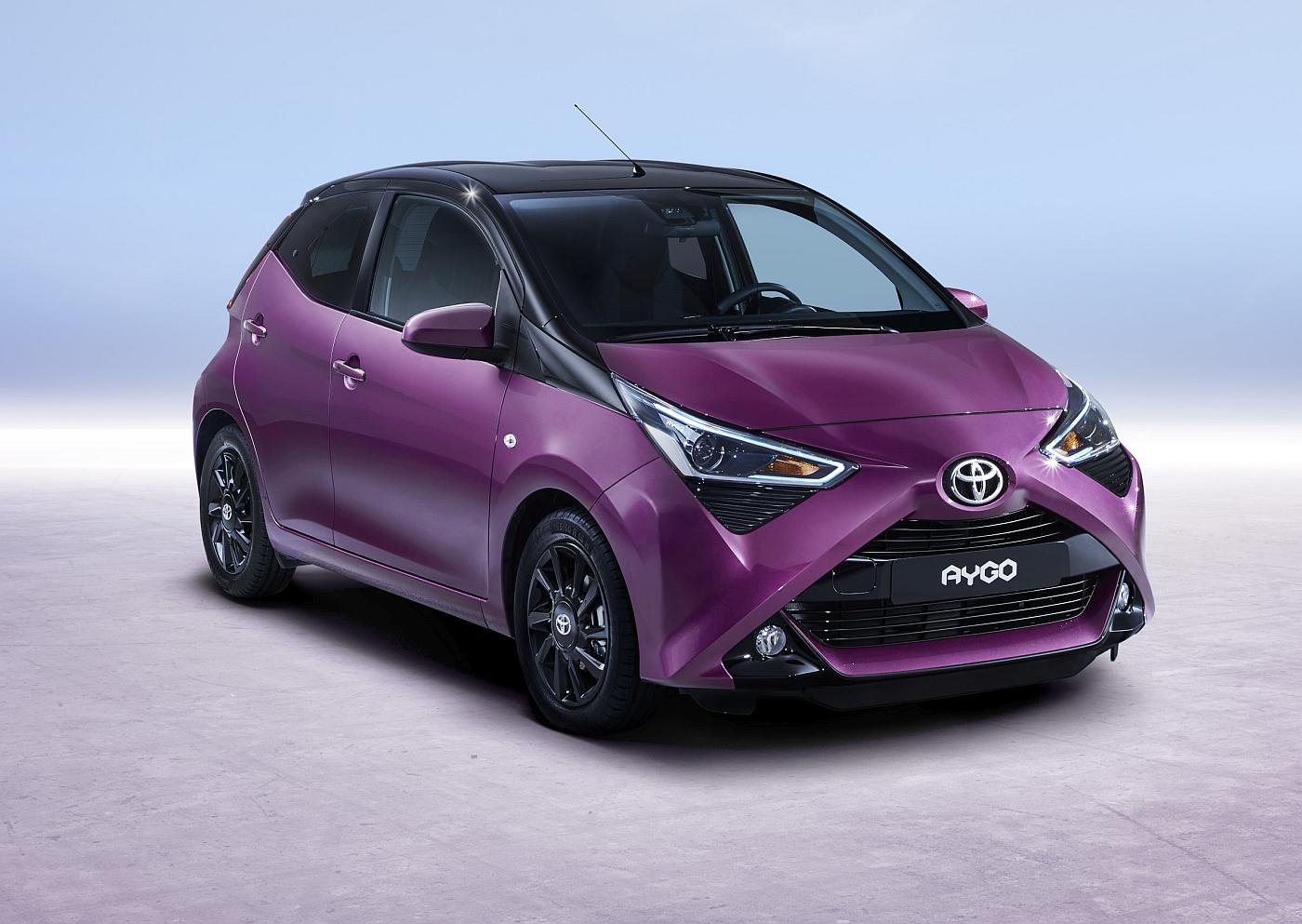 AYGO_05_34Front_Magenta