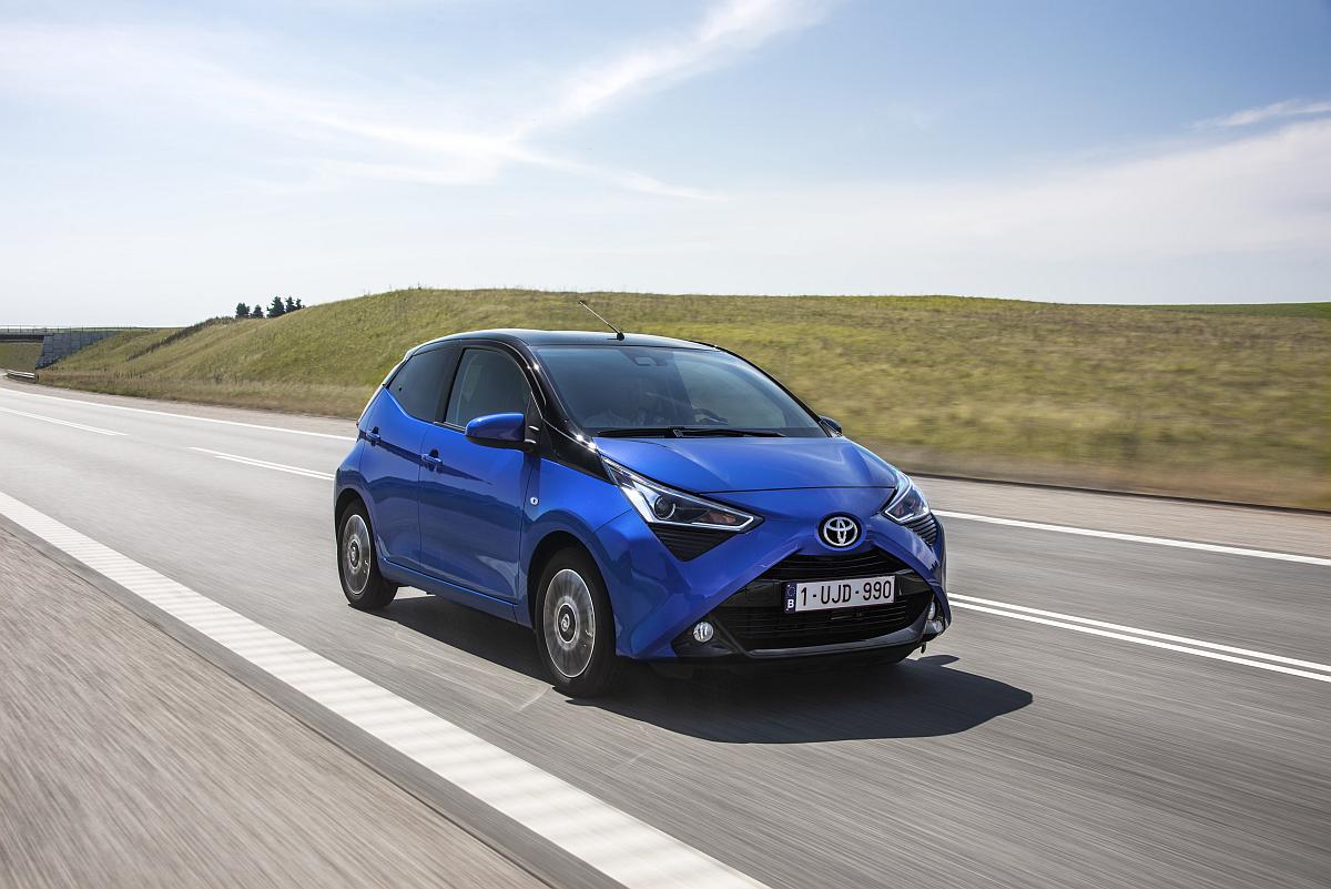 AYGO_Blue_003