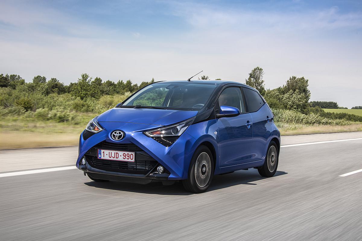 AYGO_Blue_007