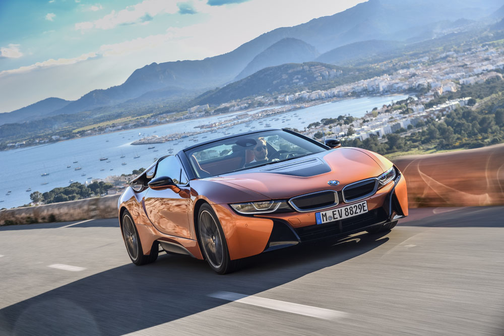 P90301905_highRes_bmw-i8-roadster-04-2
