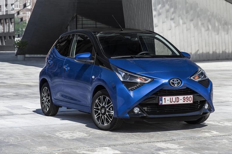 aygo-blue-033