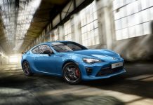 Toyota lança edição especial do GT86