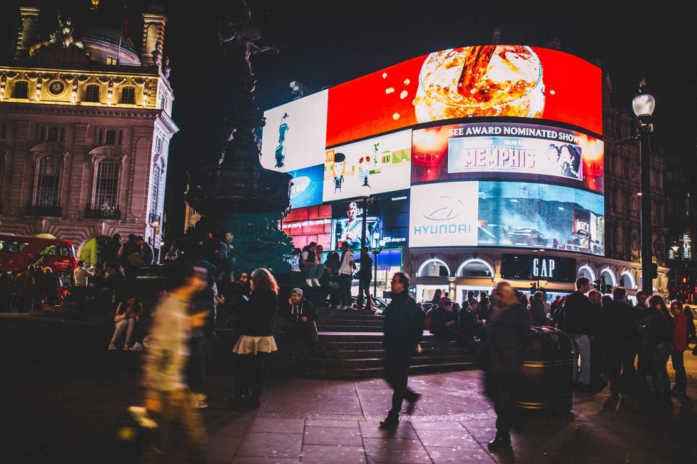 piccadilly-circus-926802_1280