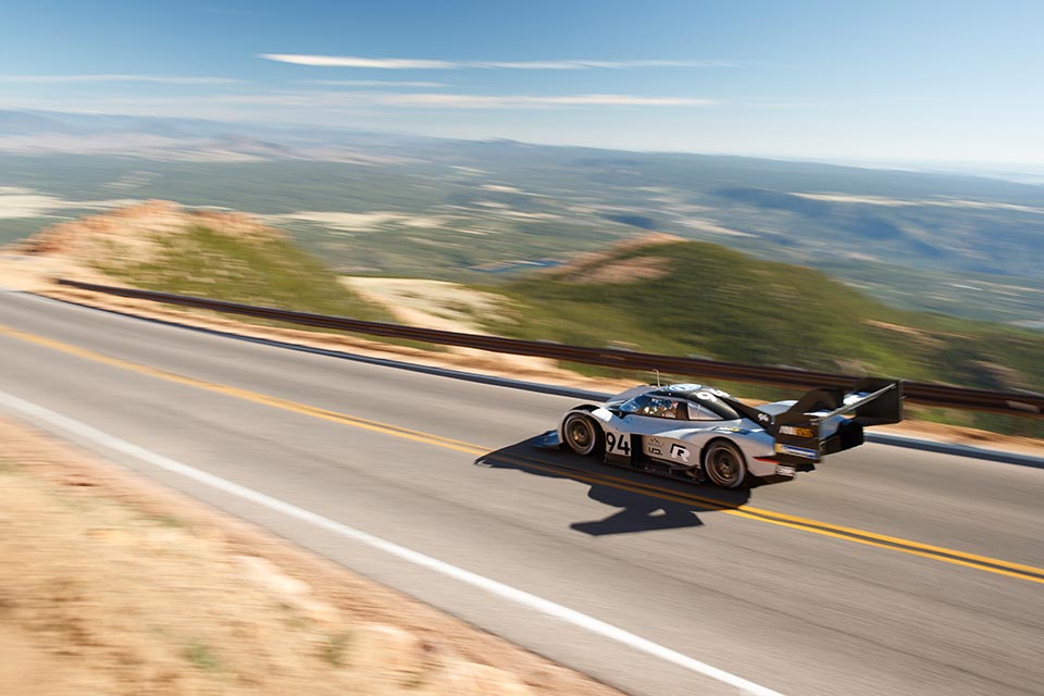 volkswagen-idr-ev-recorde-pikes-peak-8