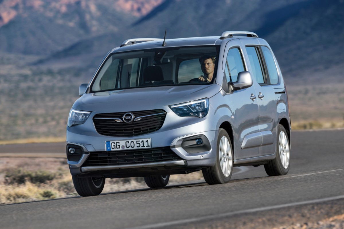 07_Opel_502430