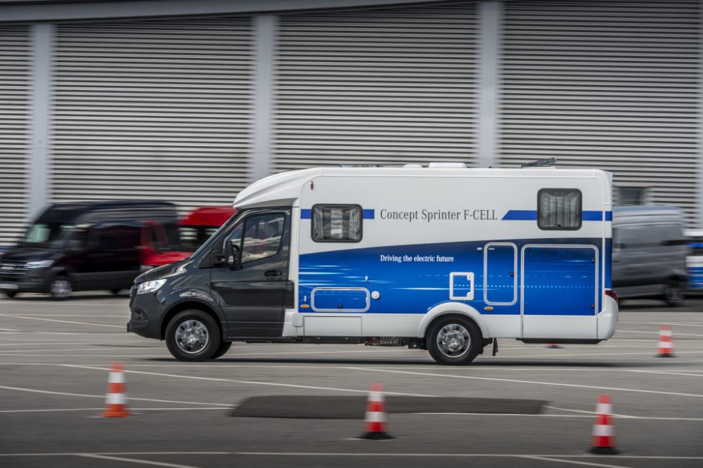 eDrive@VANs next level: Lokal emissionsfreie Mobilität im Praxischeck: eVito und eSprinter fit für den urbanen Einsatz