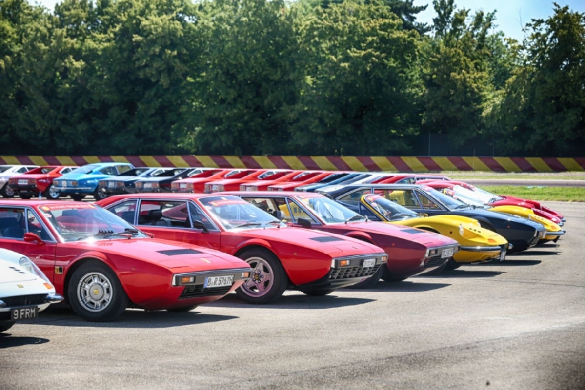 7_300618_dino_50years_040-960×600
