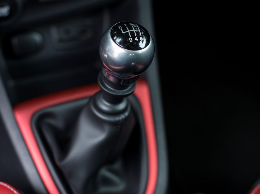 80562_2016_-_New_Renault_CLIO_tests_drive_in_Bordeaux_region