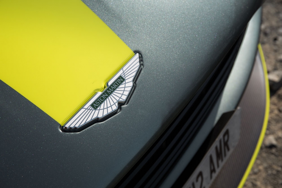 AMR-Signature-Edition-DB11-AMR-14-960×600