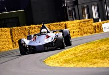 Bac Mono mostra a sua incrível volta em Goodwood