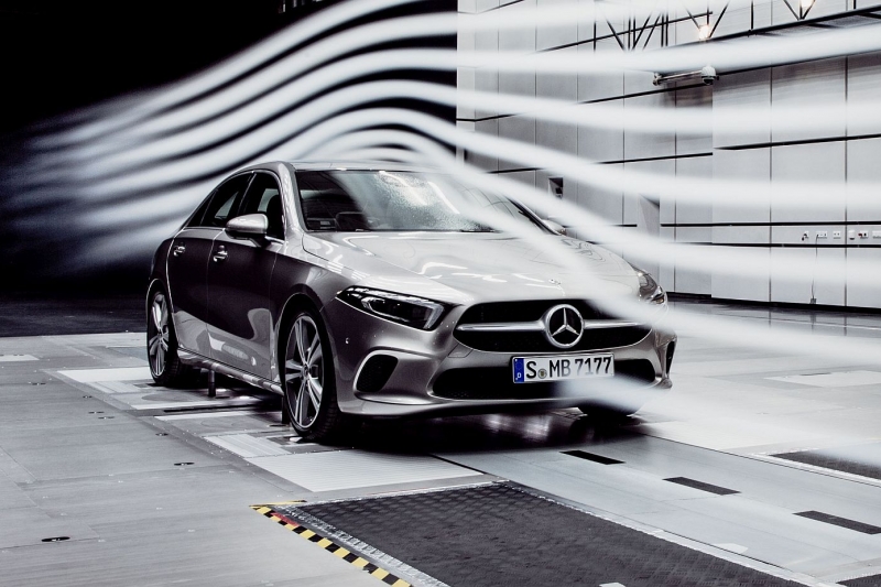 Weltrekord verteidigt: Die neue A-Klasse Limousine: Aerodynamischer ist keiner