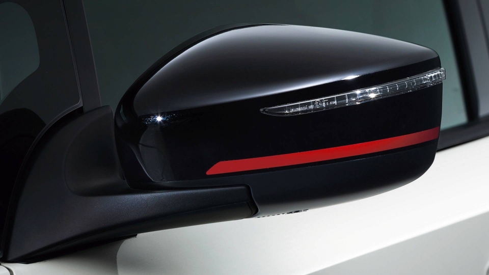 Nissan-Leaf-Nismo-11-960×600