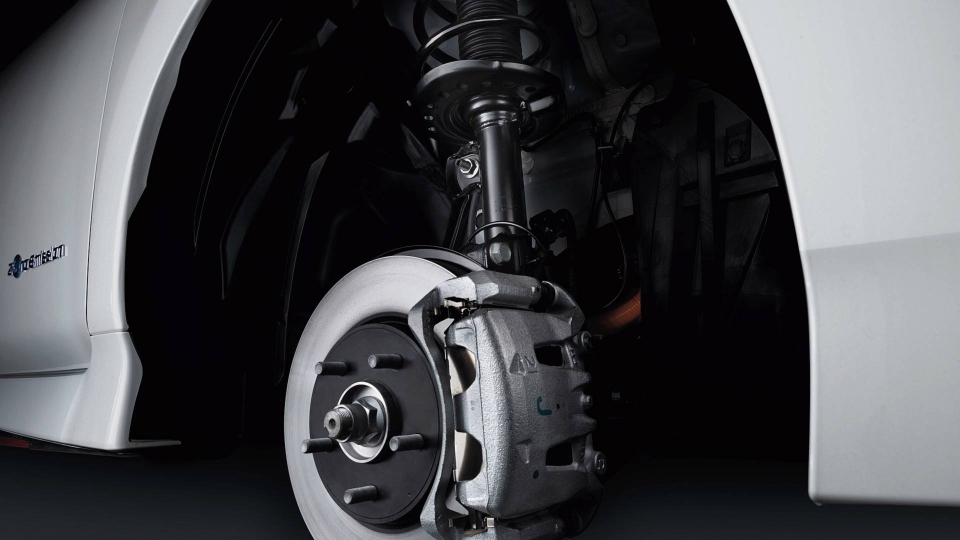 Nissan-Leaf-Nismo-14-960×600