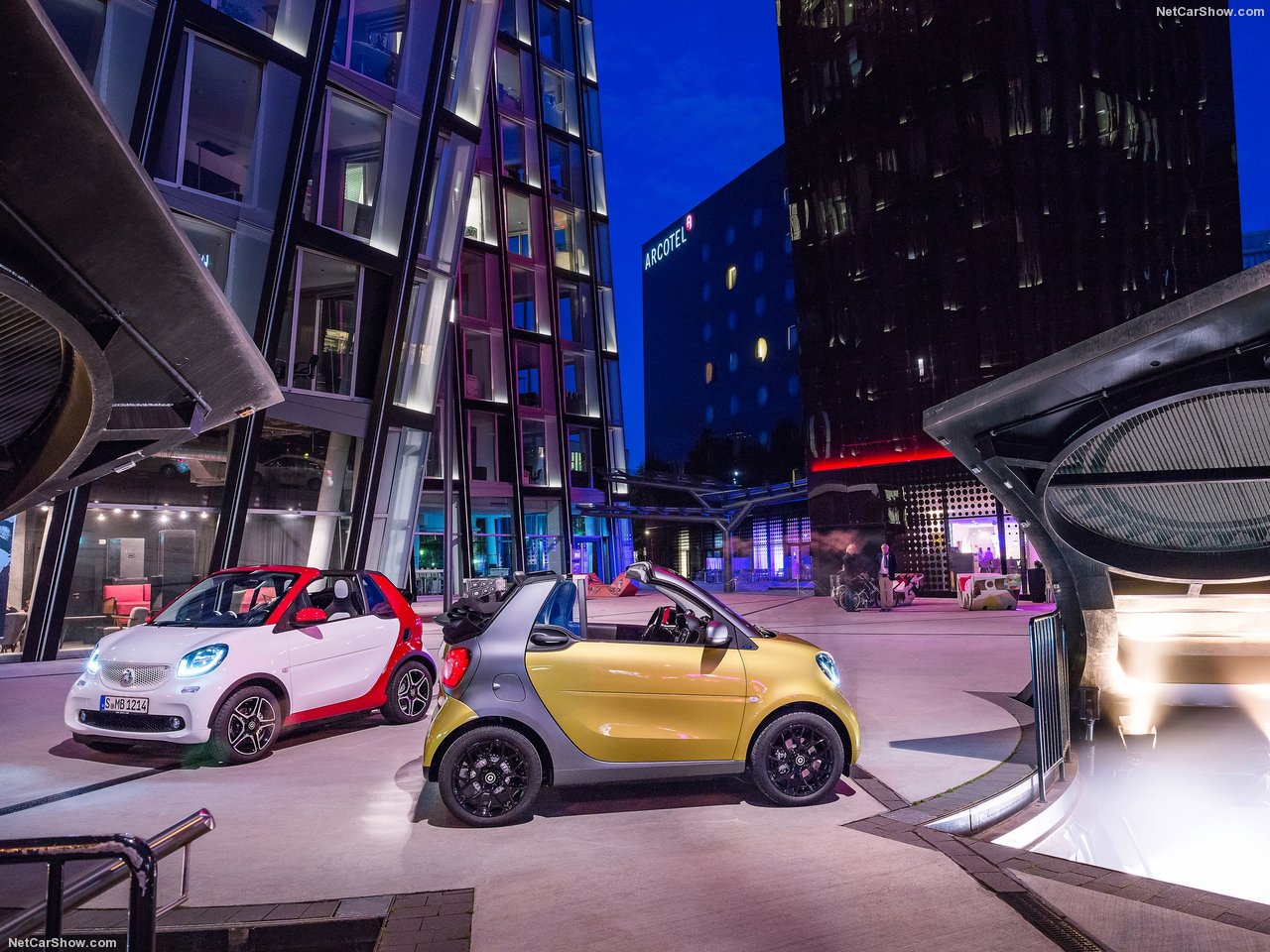 Smart-fortwo_Cabrio-2016-1280-18