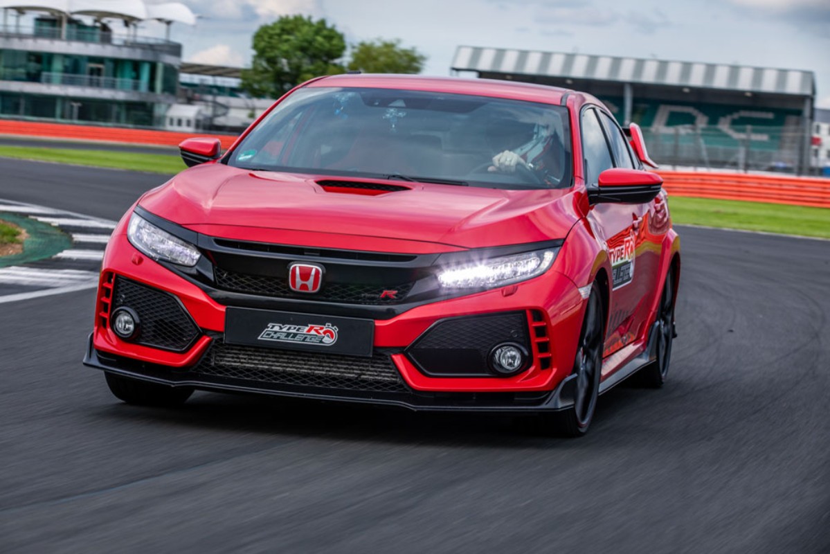 Type-R-Silverstone-Tracking-7