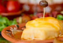 Porto: Novo tasco da Baixa serve mini francesinhas e petiscos