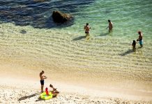 Estas 8 praias no Centro têm wi-fi gratuito